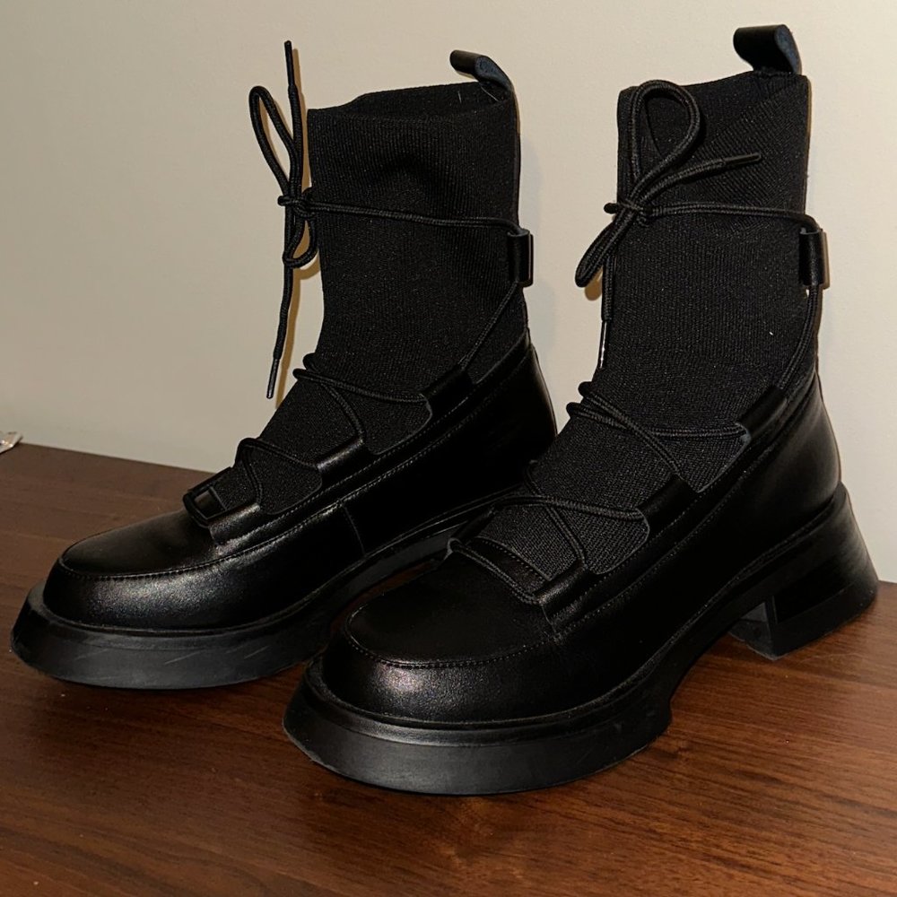 Blair Ankle Boots - Looks Like Summer - Size 7